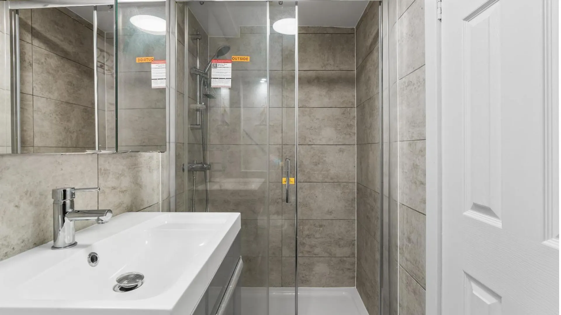 Queens Place - 3 Bedroom Apartment Okręg wyborczy Hove 0*,  Wielka Brytania