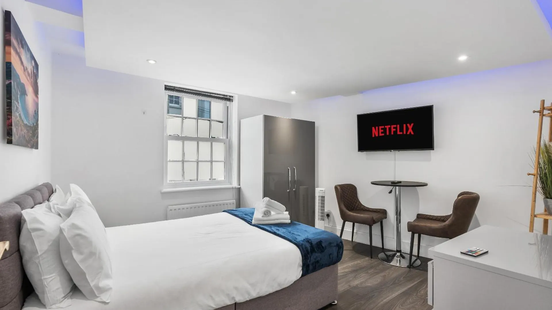 Queens Place - 3 Bedroom Apartment Brighton 0*,  Reino Unido